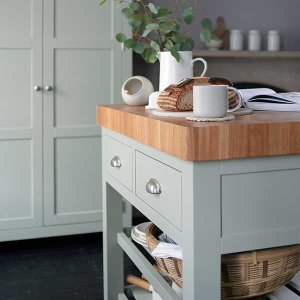 Pine, Painted and Oak Kitchen Furniture from The Cotswold Company